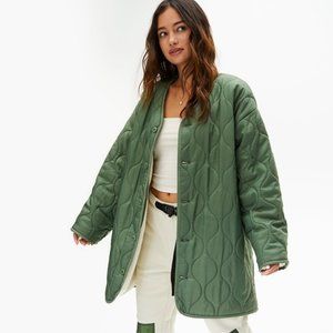 NWT Aritzia TNA Montauk Quilted Liner Jacket- Sold Out Everywhere